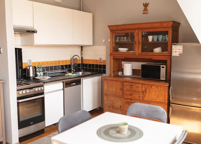 Heart Of By Bookinghost بوزنان