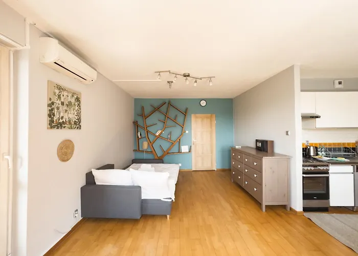 Heart Of By Bookinghost Apartment